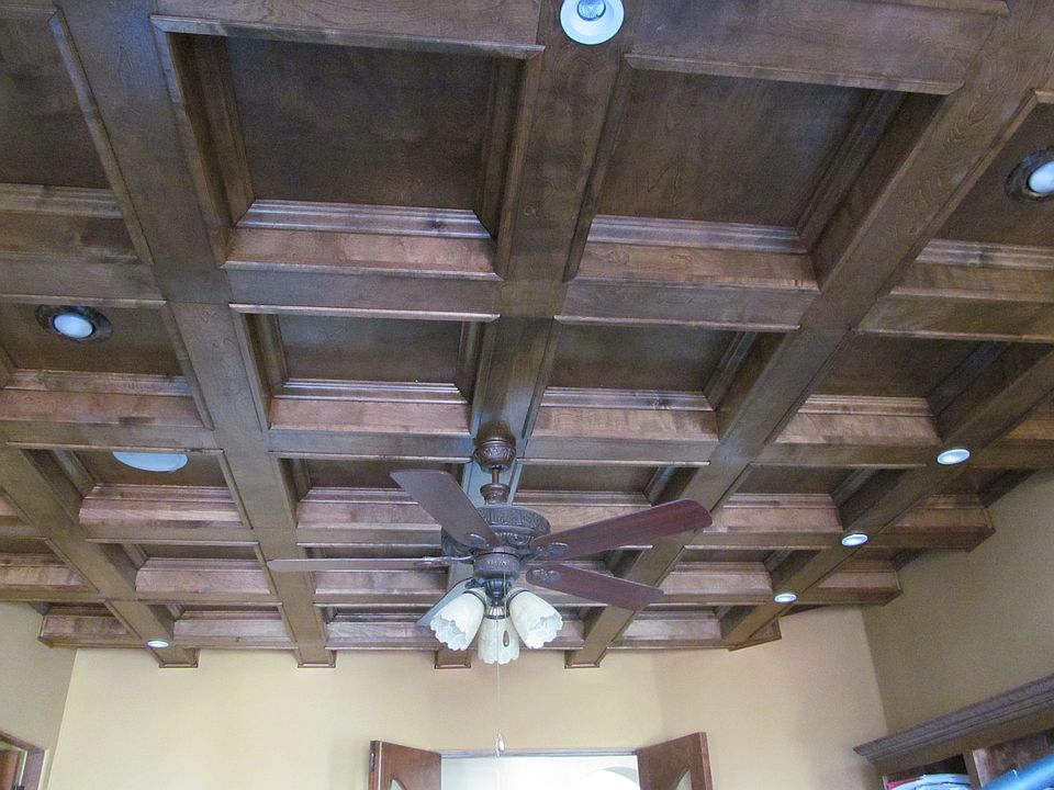 2nd image of 10896 Elena Dr NE