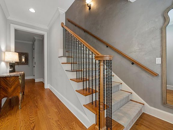 3rd image of 2310 Falmouth Ct SE