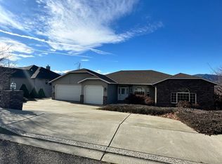 946 Briarwood Dr, East Wenatchee, WA 98802