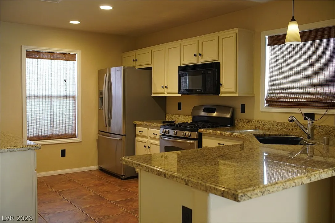 Photo 2 of 27 - 8037 Cabbage Cove St - Las Vegas, NV Building Photo - 8037 Cabbage Cove St