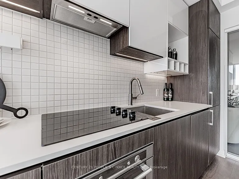 898 Portage Pkwy #1805 — Photo 9