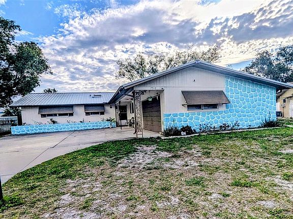 2nd image of 7510 Pineapple Ln