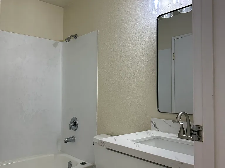 5300 Harbour Pointe Blvd #305I — Photo 17