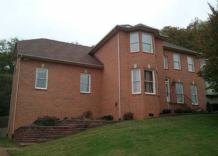 1st image of 2621 S Highlands Dr
