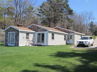 1342 Vining Rd, Greenville, MI 48838