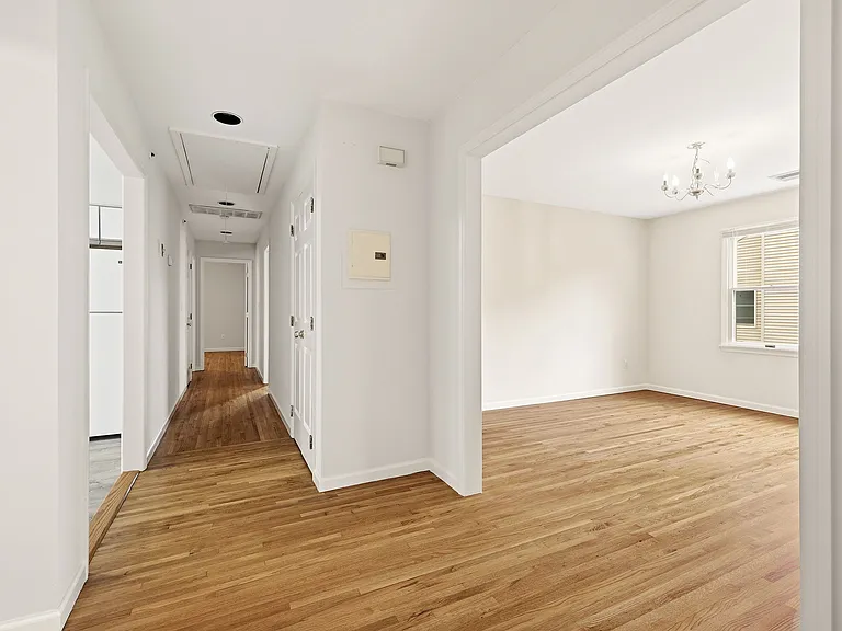 95 Broadway #A — Photo 11
