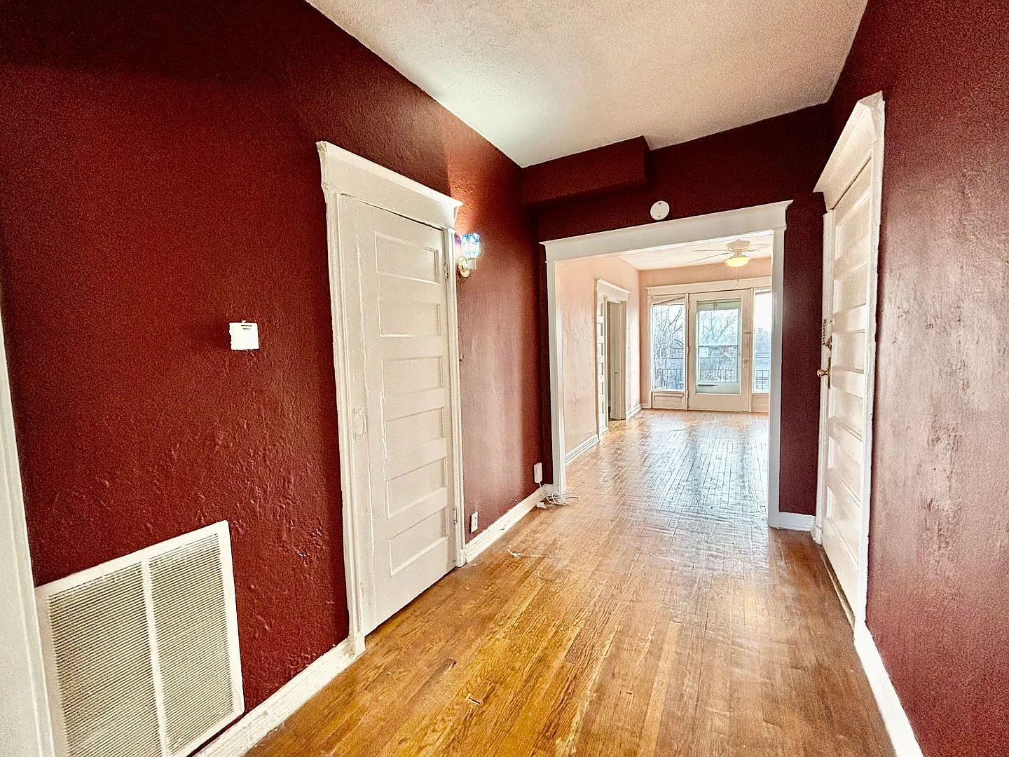Afton Apartments — Photo 4