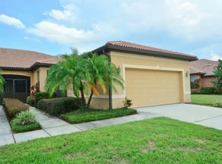 116 Shell Falls Dr, Apollo Beach, FL 33572