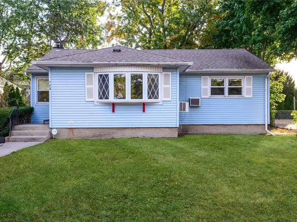 748 Carman Avenue, Westbury, NY 11590