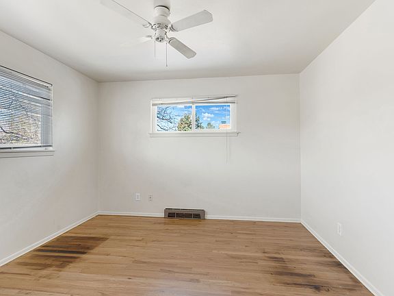 5th image of 4309 Edwinstowe Ave