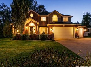 8158 S Farm Brook Way, Cottonwood Heights, UT 84093