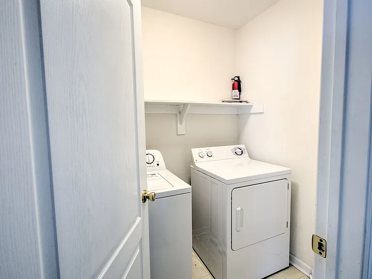 1560 Wynd Crest Way — Photo 8