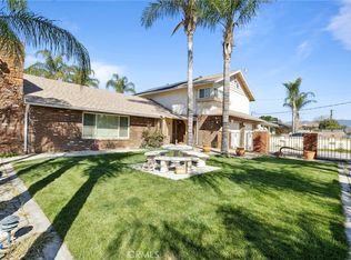 946 S Sycamore Ave, Rialto, CA 92376