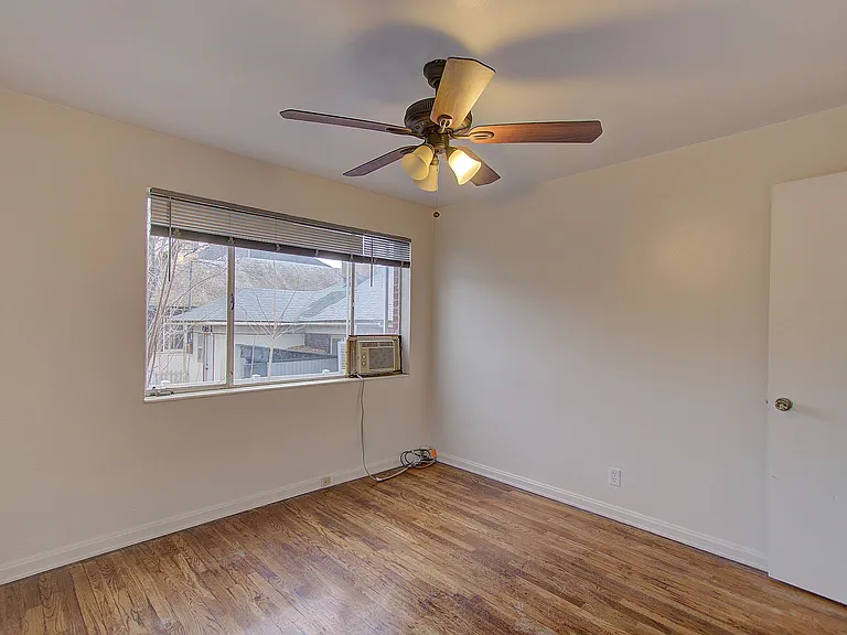 232 N 200 W #2 — Photo 7