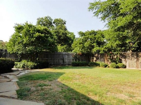 2nd image of 500 Island Dr