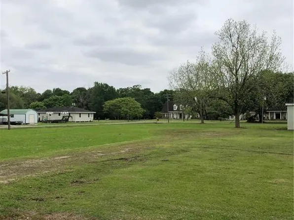 Palmer St, Welsh, LA 70591