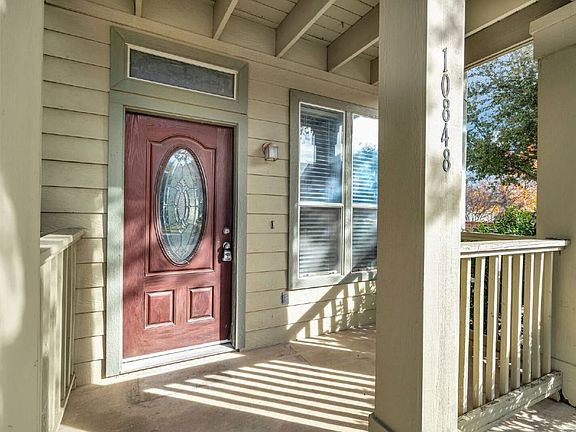 5th image of 10848 Astor Dr