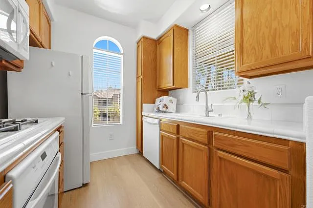 8646 New Salem St #10 — Photo 11
