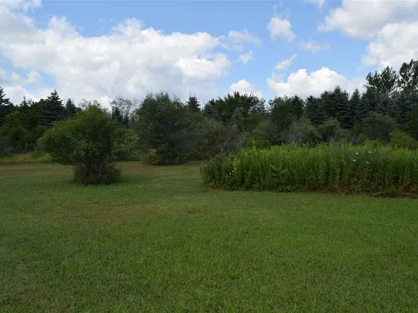 5612 E Remus Rd, Mount Pleasant, MI 48858