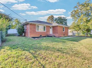 107 Oak St, Sparta, TN 38583