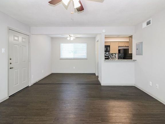 3rd image of 5156 Vandelia St APT 312-1