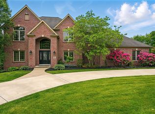 221 Cashmere Ct, Cranberry Township, PA 16066