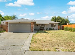 367 Berryessa Dr, Vacaville, CA 95687