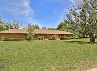 317 Elm Cove Dr, Abilene, TX 79605