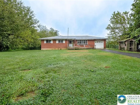 3338 Orefield Rd, Allentown, PA 18104