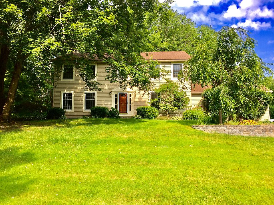 1st image of 7984 Winterberry Dr