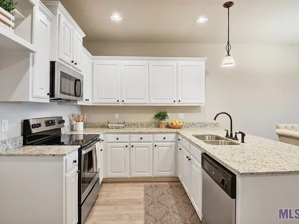 17421 Berkshire Dr #50, Prairieville, LA 70769