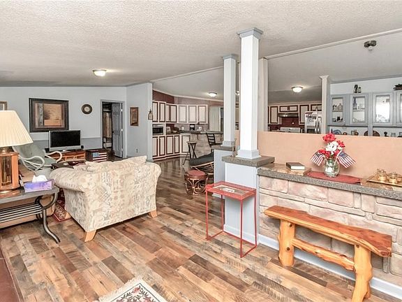 3rd image of 10680 Ann Ln