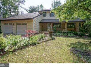 2 Tallowood Dr, Medford, NJ 08055