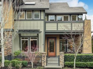 1240 NE 42nd Pl, Renton, WA 98056