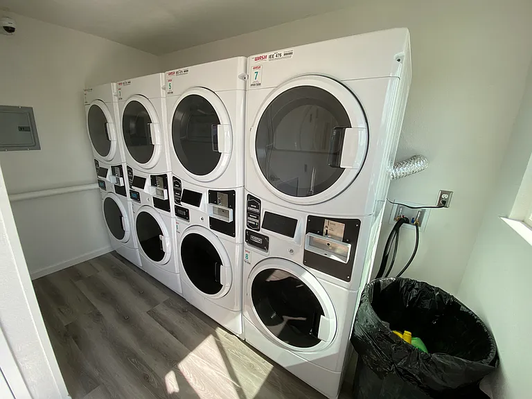 Casa de Luna Townhomes — Photo 20