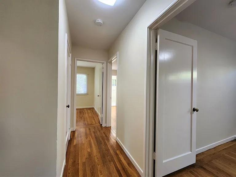 329 Colorado Ave — Photo 13