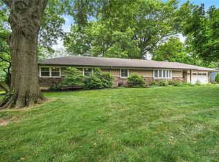 11216 Wornall Rd, Kansas City, MO 64114