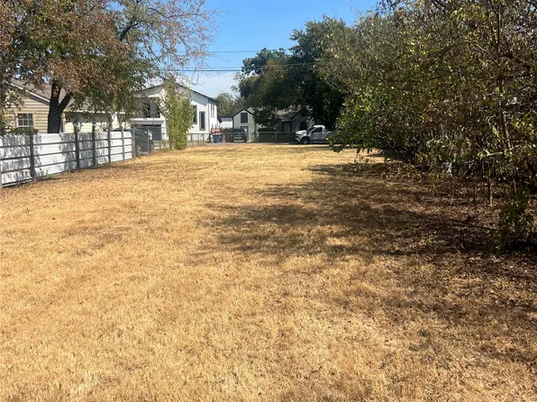 715 N Tillery Ave, Dallas, TX 75211