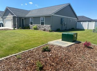 8306 Westbrook Ave, Yakima, WA 98908