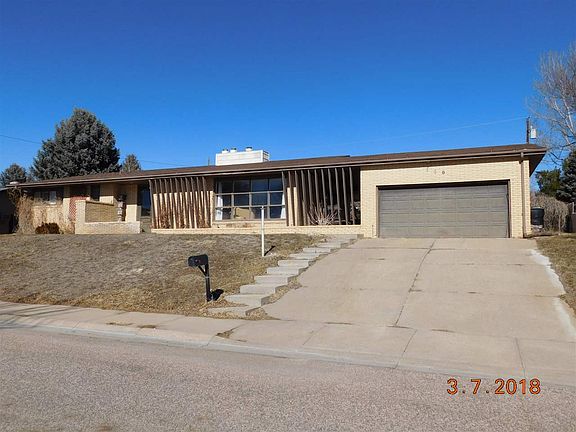 2nd image of 3601 Skyline Dr