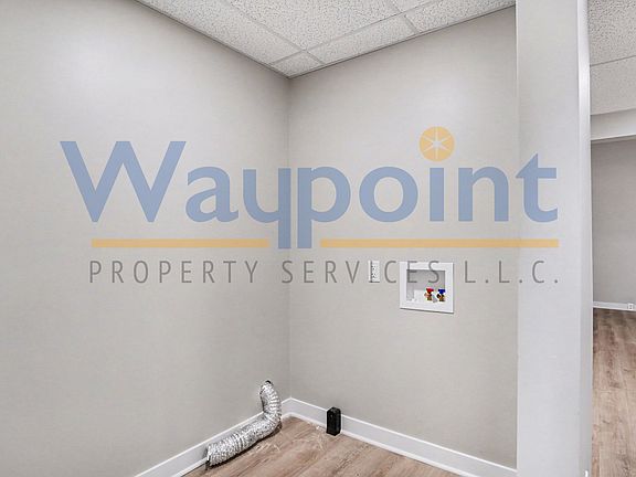 5th image of 184 Superior St #3