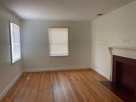 2nd image of 2064 W Victory Dr