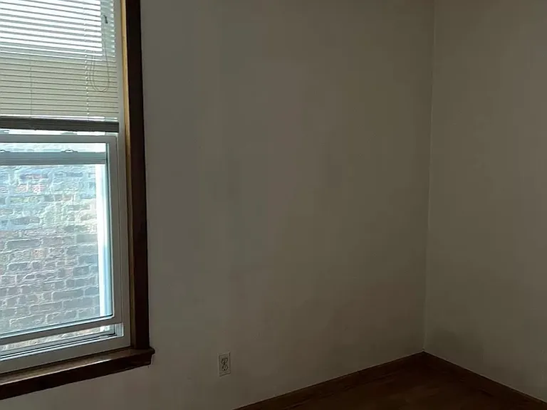 3041 S Lowe Ave #2 — Photo 8