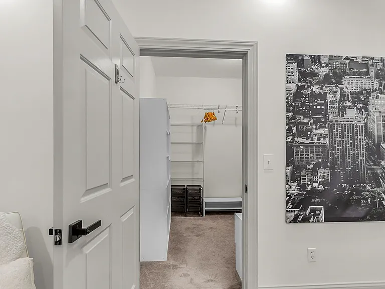 5049 Spaniel Dr — Photo 41