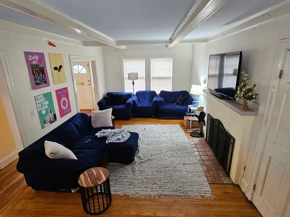 52 Greycliff Rd, Brighton, MA