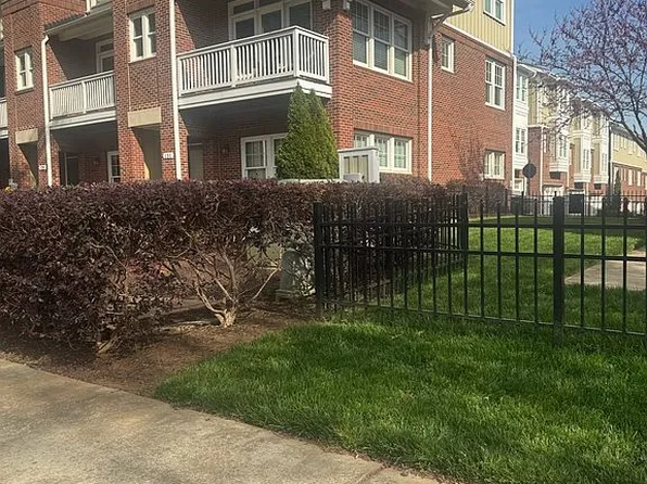 131 Grandin Rd, Charlotte, NC 28208