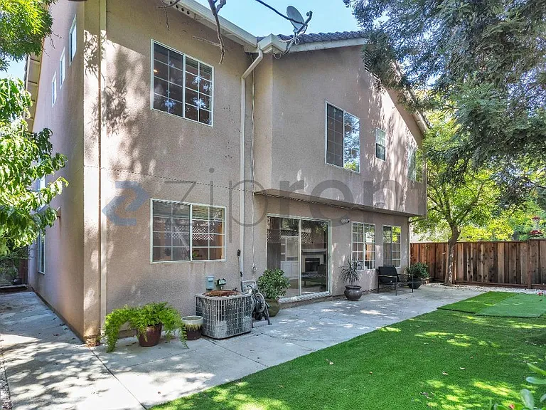 1240 Litchfield Ave — Photo 32