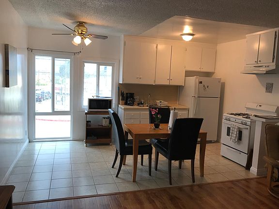 3rd image of 4747 S Centinela Ave APT 2