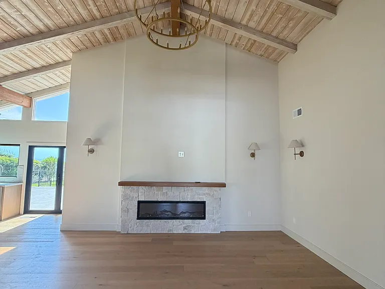 683 Marine View Ave #1 — Photo 23
