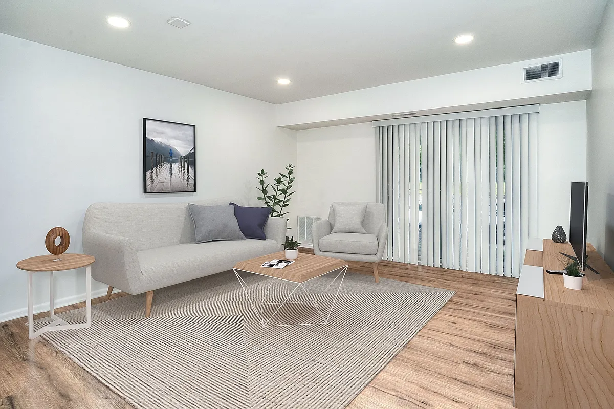 Living Area-Renovated - Cameron Pointe Apartments